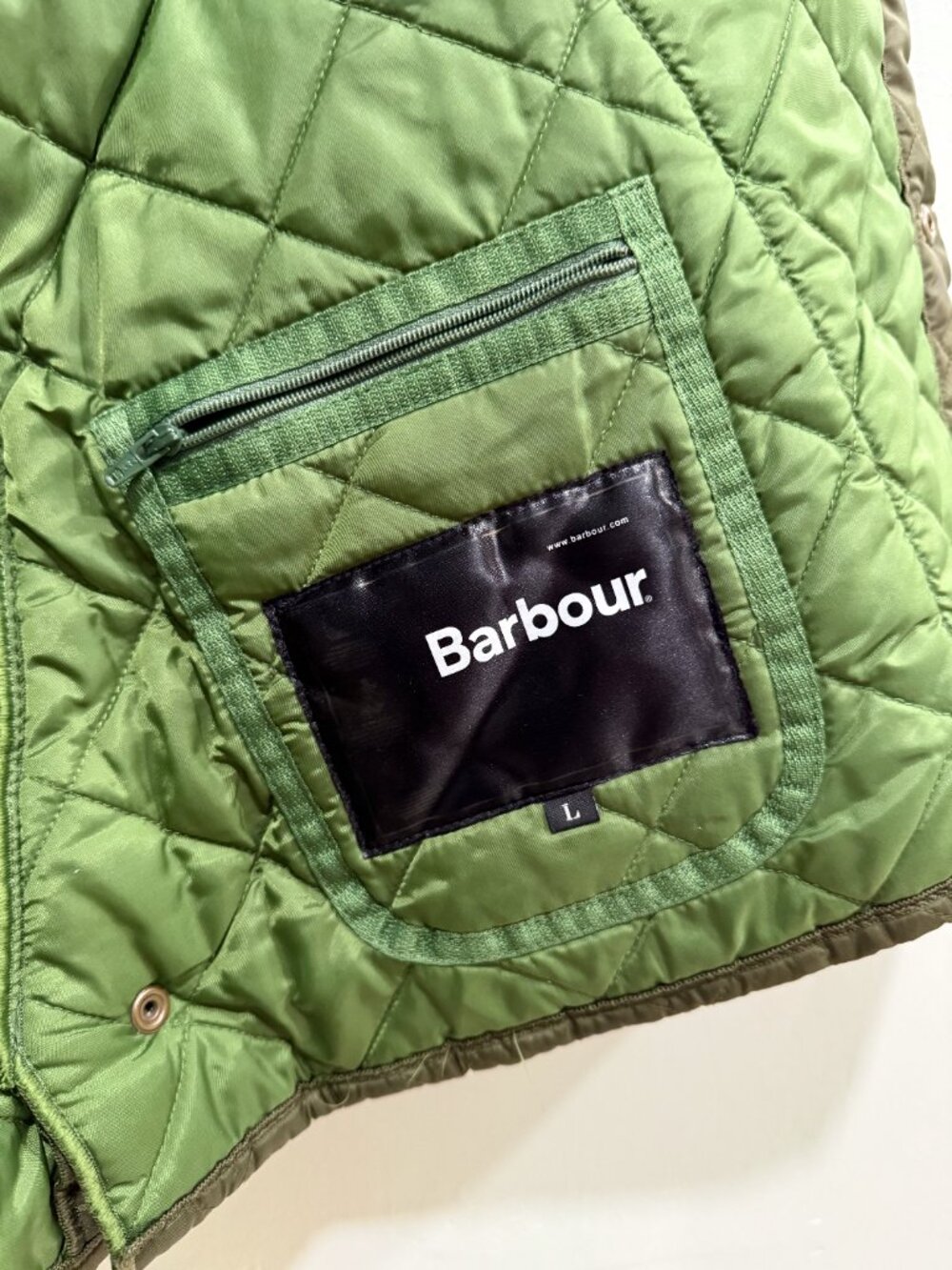 Barbour Liddesdale Quilted Jacket Olive Green Men’s (MQU0001) Corduroy Collar - Picture 4 of 7